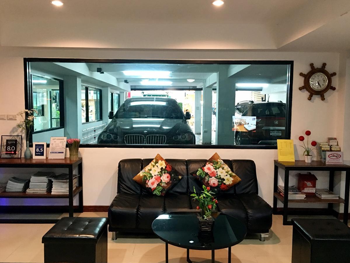 Double Dd House At Mrt Sutthisarn Bangkok Kültér fotó